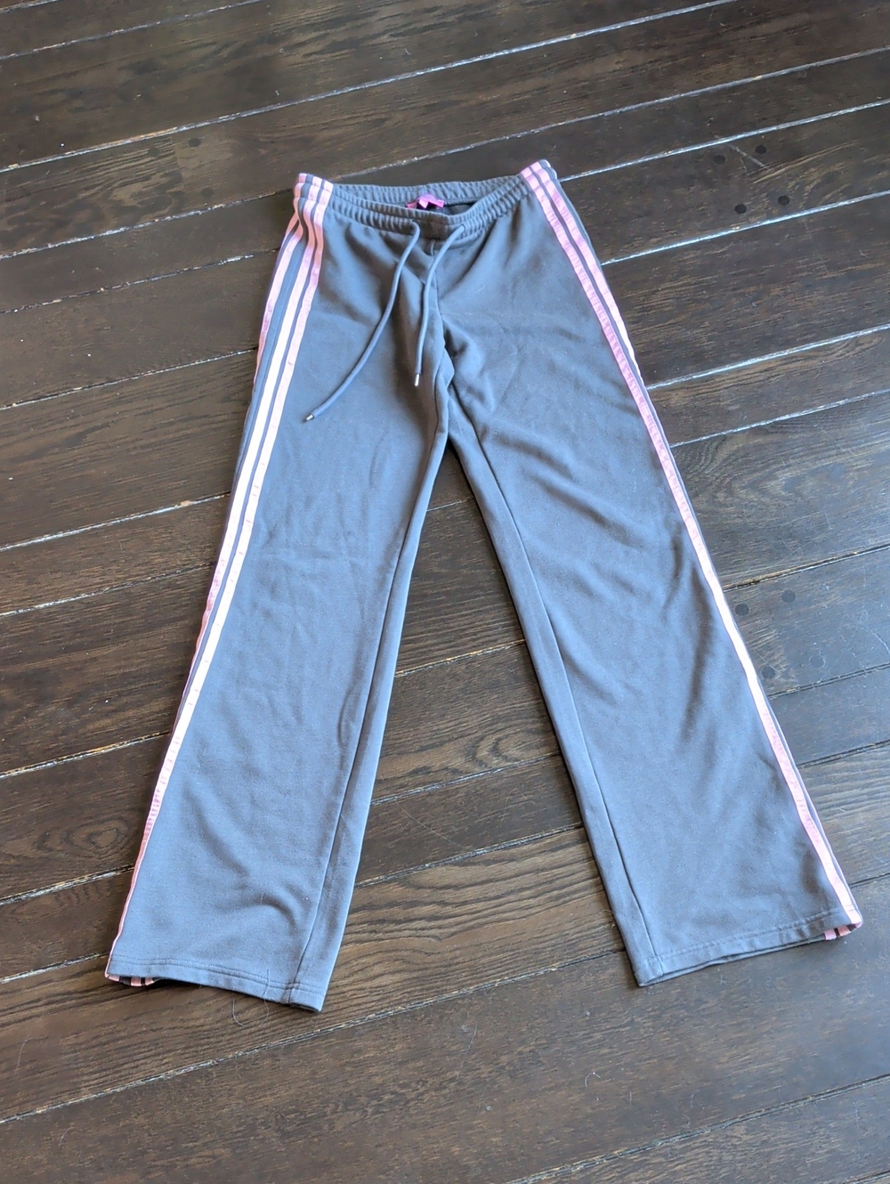 Edikted Gray Sweatpants with Pink Side Stripes